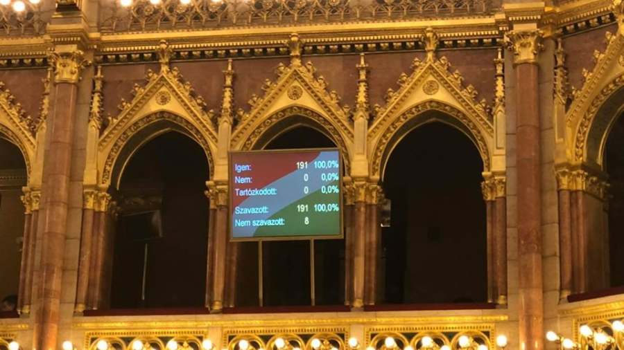 Gulyás: szerda éjfélkor véget érhet a rendkívüli jogrend