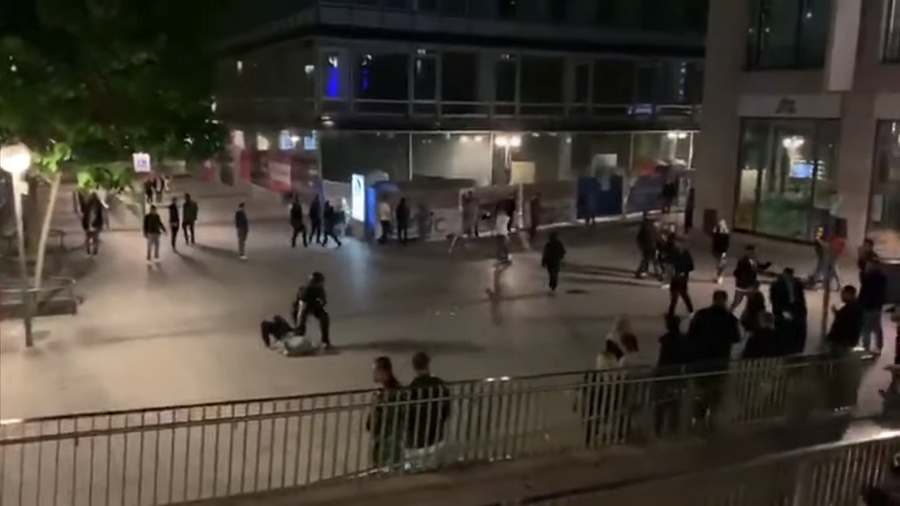 „Nyugis” hétvége Stuttgartban – antifák és migránsok egymásra találtak (videó)
