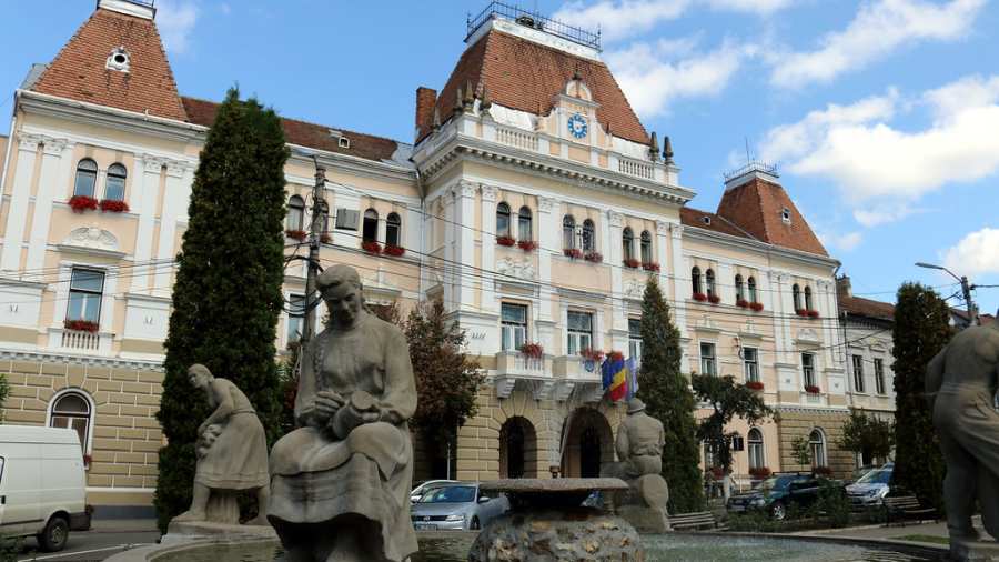 Trianon árnyéka sokadszorra vetül őshonos magyarságunkra Romániában!