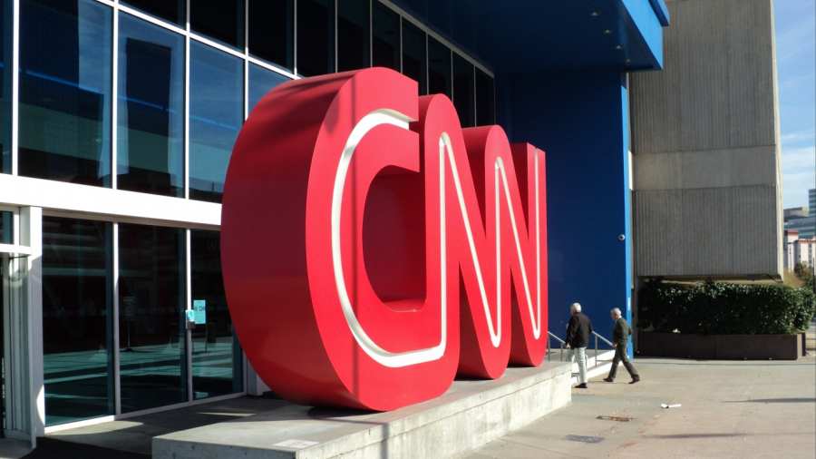 Christiane Amanpour (CNN) és Karácsony Gergely „csatája”