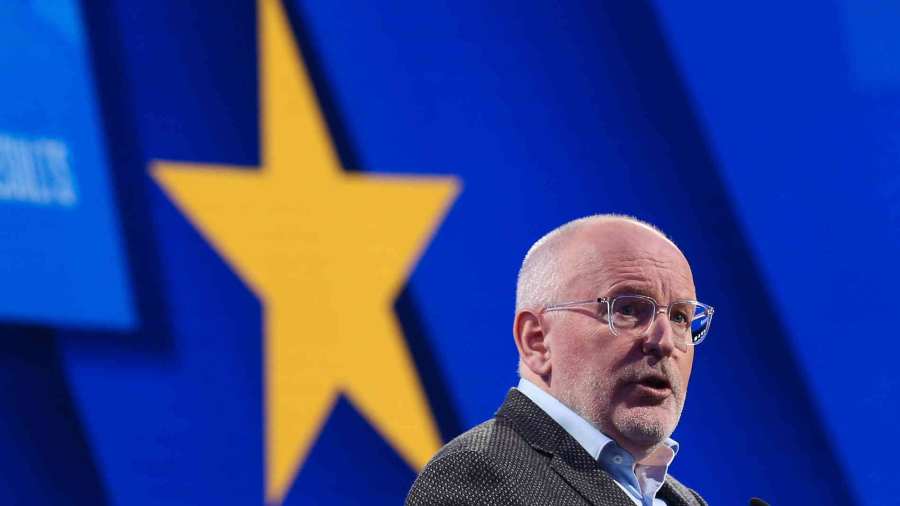 Dr. Polgárdy Géza: Az EB alelnökének, Frans Timmermansnak elment a józan esze