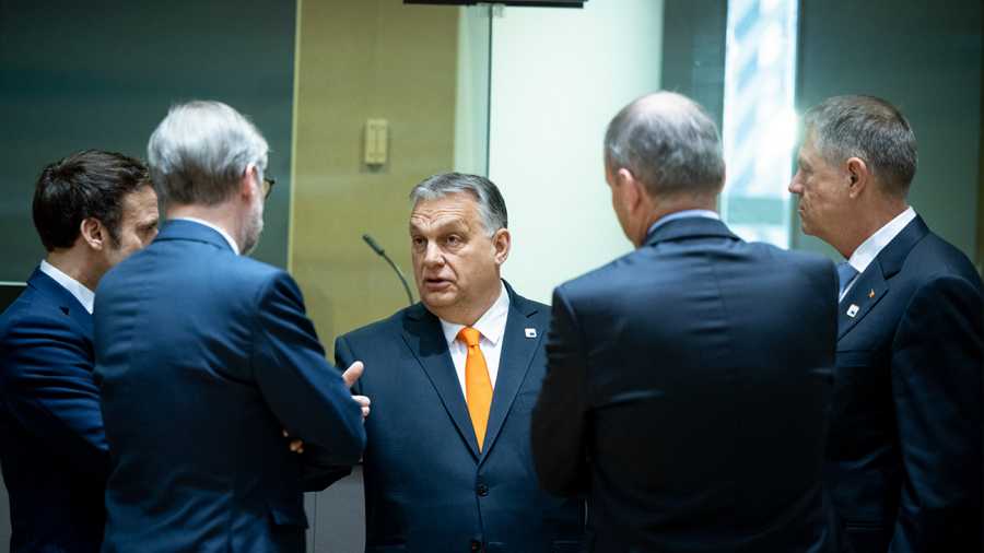 Orbán Viktor: Magyarország Magyarország oldalán áll 📺