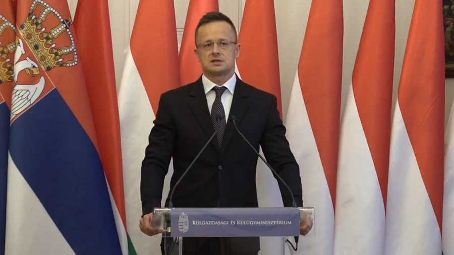 Szijjártó: nem engedhetjük meg, hogy a magyar emberek fizessék meg a háború árát 📺