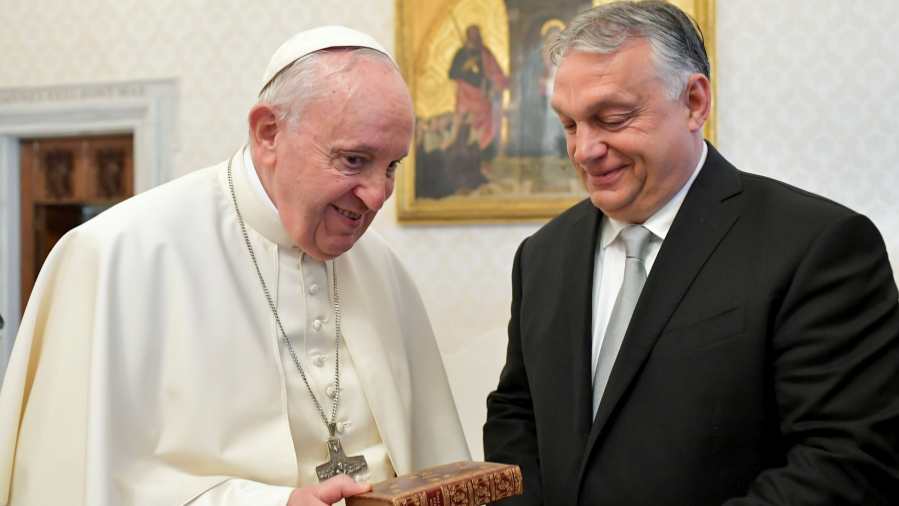 Orbán: arra kértem Ferenc pápát, hogy támogassa a béke érdekében tett erőfeszítéseinket