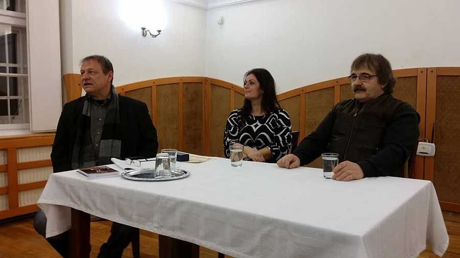 Stoffán György: Fajelmélet újratöltve, avagy dr. Orbán Viktor esete a hiénákkal