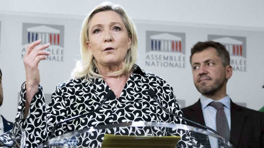 Le Pen pártja is csatlakozik a Patrióták Európáért frakcióhoz