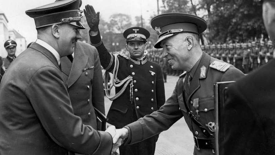 Stoffán György: Klaus Iohannis nácijai december 1-jén terrortámadásra készülnek – Vigyázó szemünket most Kézdivásárhelyre vessük…