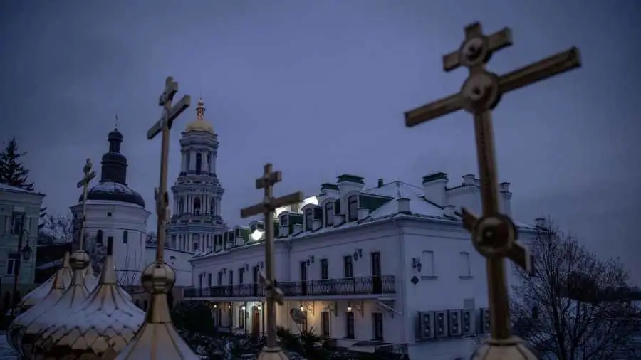 Nyílt egyházüldözés: Zelenszkijék megszavazták az Ukrán Ortodox Egyház betiltását (+videó)