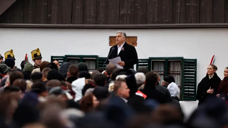 Orbán Viktor: minden magyarban van egy kis Petőfi