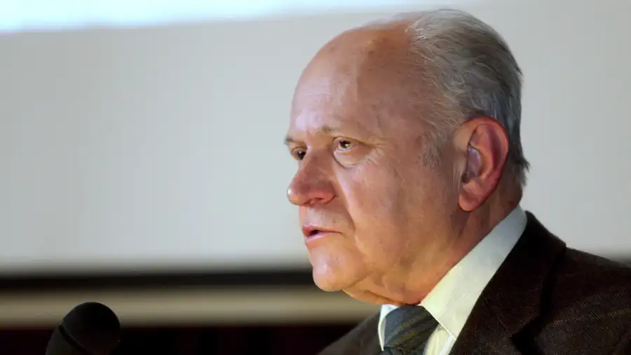 Homályoszlató: Második beszélgetés a 77 éves Kántor Lajossal