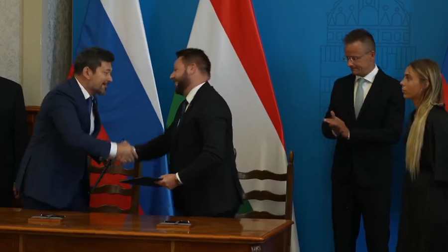 Szijjártó: aláírásra került a paksi bővítés kivitelezési szerződésének módosítása