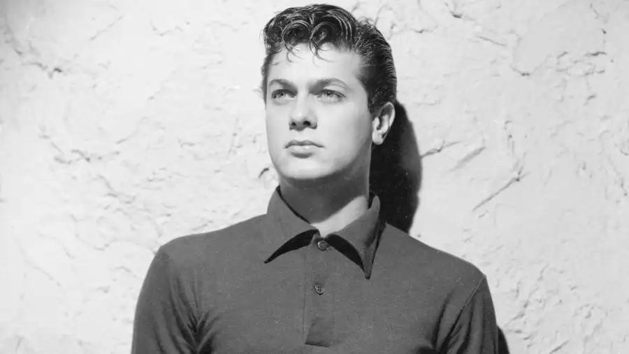 Mindig büszke volt gyökereire – 2010. szeptember 29-én hunyt el Tony Curtis hollywoodi színészlegenda