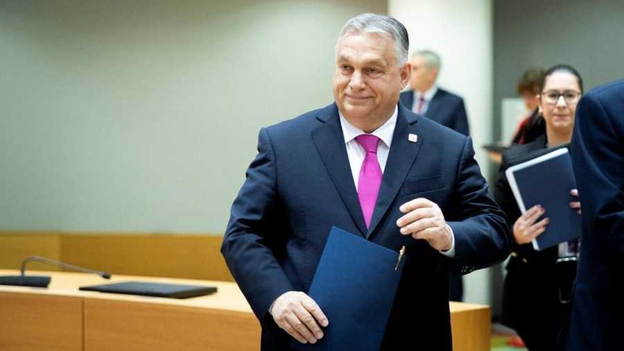 Orbán Viktor: „El fogjuk őket küldeni oda, ahova valók, a történelem szemétdombjára…”