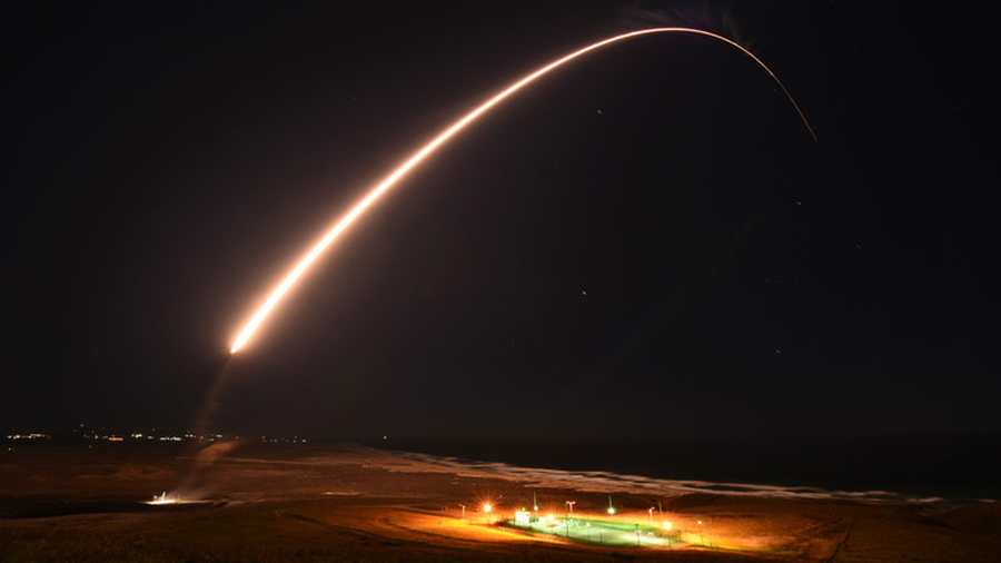 A NATO katonai bizottságának elnöke megelőző csapást javasol Oroszországra