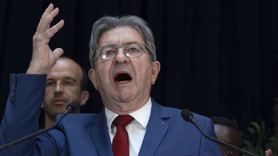 Az Új Népfront nevű baloldali pártszövetség nyerte a francia nemzetgyűlési választások második fordulóját