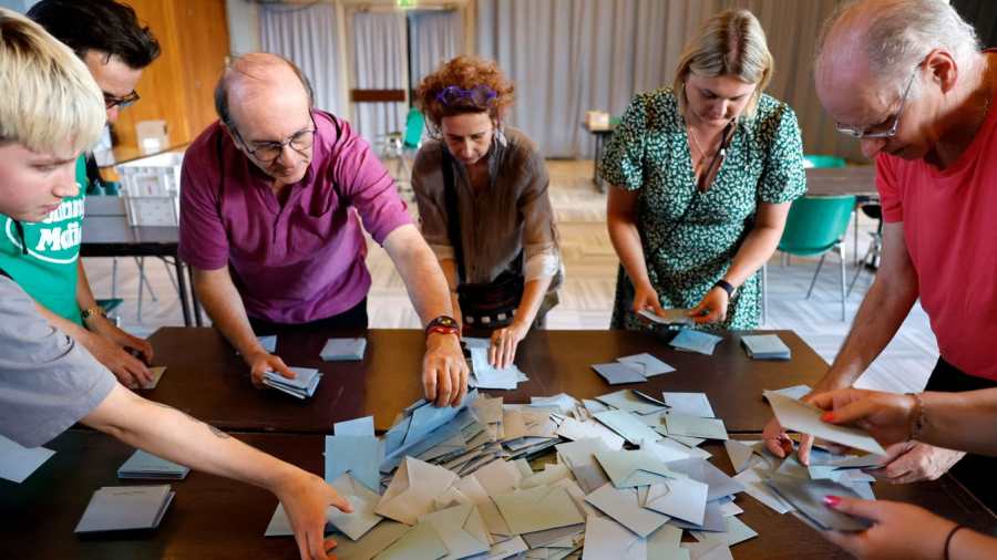 A baloldali koalíció vezet a francia választásokon
