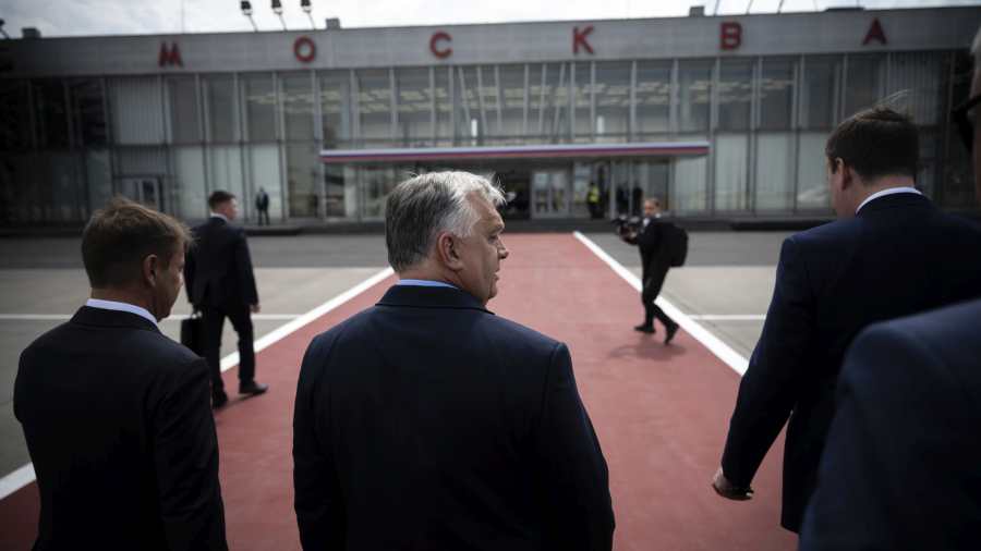 Breaking: Orbán Viktor Moszkvába érkezett – Charles Michel bírálta a magyar miniszterelnököt a békemissziója miatt