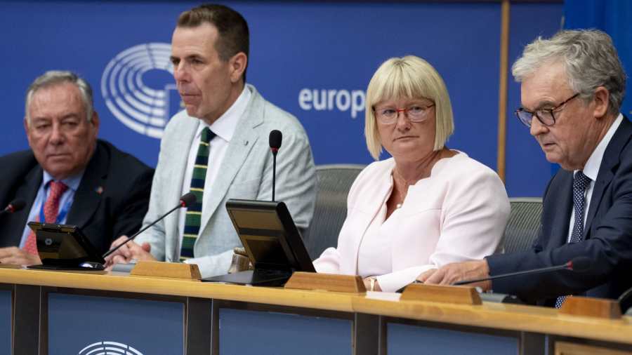 Történelmi jelentőségű a Patrióták Európáért-frakció megalakulása