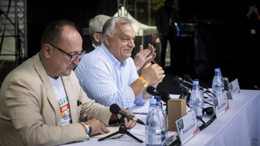 Orbán Viktor Tusnádfürdőn: Az idő a békepolitika oldalán áll