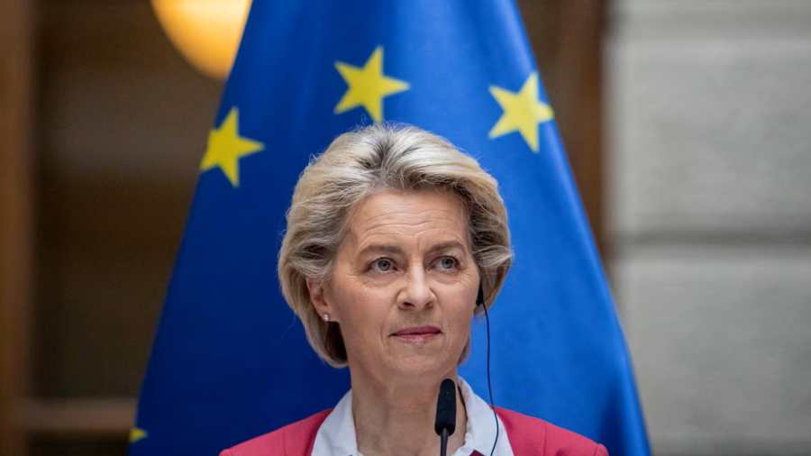 Von der Leyen „fuldoklik a dühtől” Magyarország miatt – a franciák elárulták, hogy miért