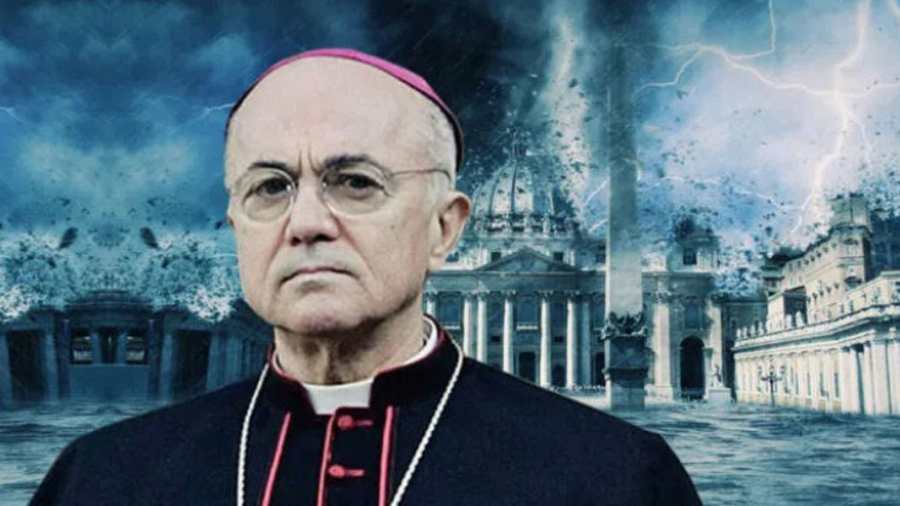 Kiközösítette a Vatikán Ferenc pápa legnagyobb kritikusát, Carlo Maria Viganò érseket
