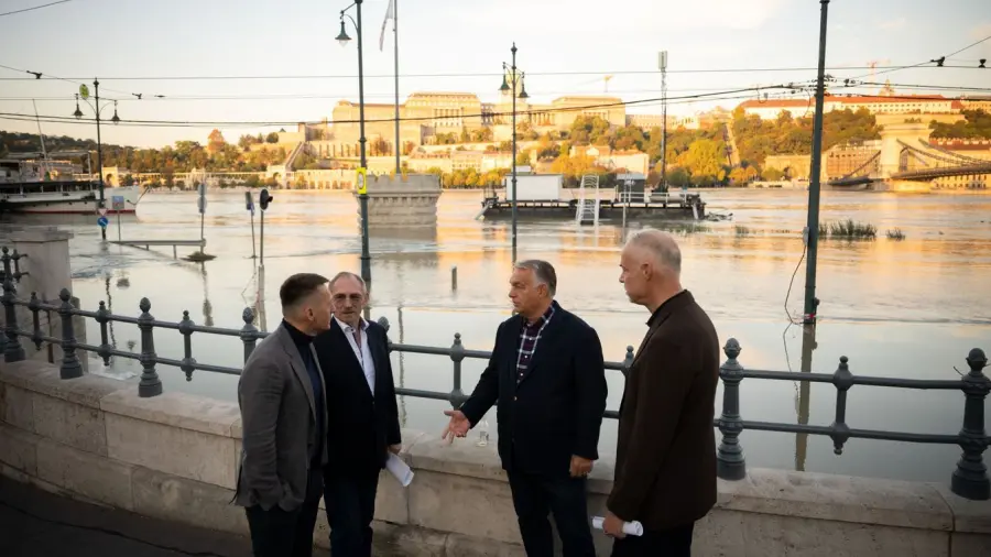 Orbán Viktor: Még öt nehéz napunk van hátra az árvízi védekezésből (videó)