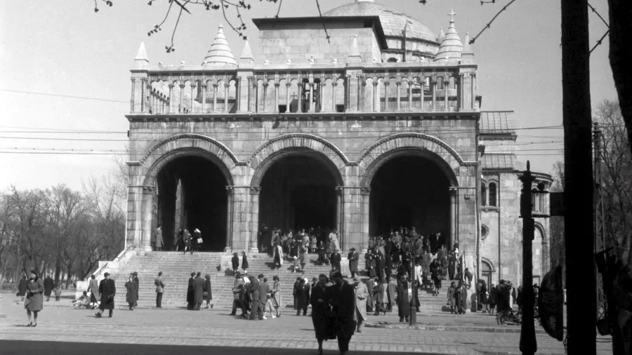 Budapest egyik legszebb temploma volt a Regnum Marianum, amelyet Rákosi Mátyás leromboltatott