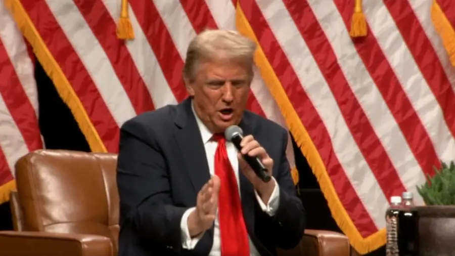 Trump azt ígéri, hogy éket ver Oroszország és Kína közé