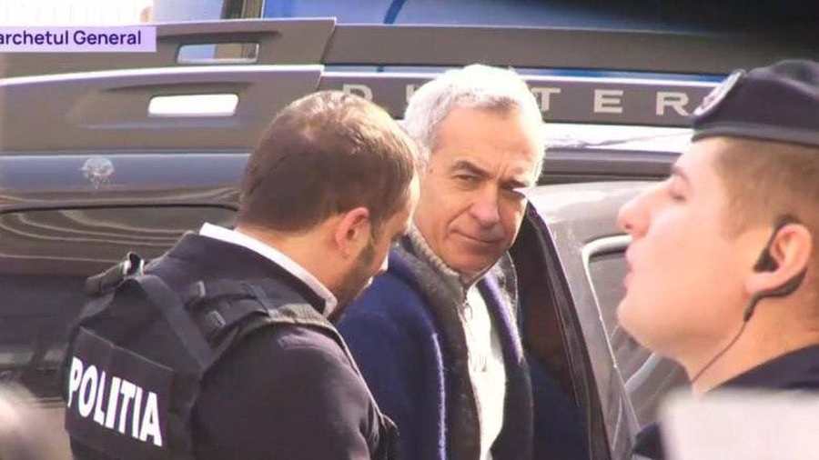 Valami nagyon nincs rendben Romániában – letartóztatták az elnökválasztást nyert Călin Georgescut