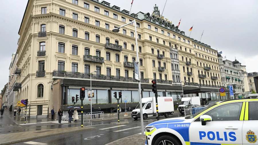 Földi László: Bilderberg-összeesküvők teljes fedésben