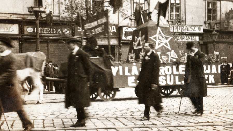 Cs. Szabó Béla: 1919 újratöltve?