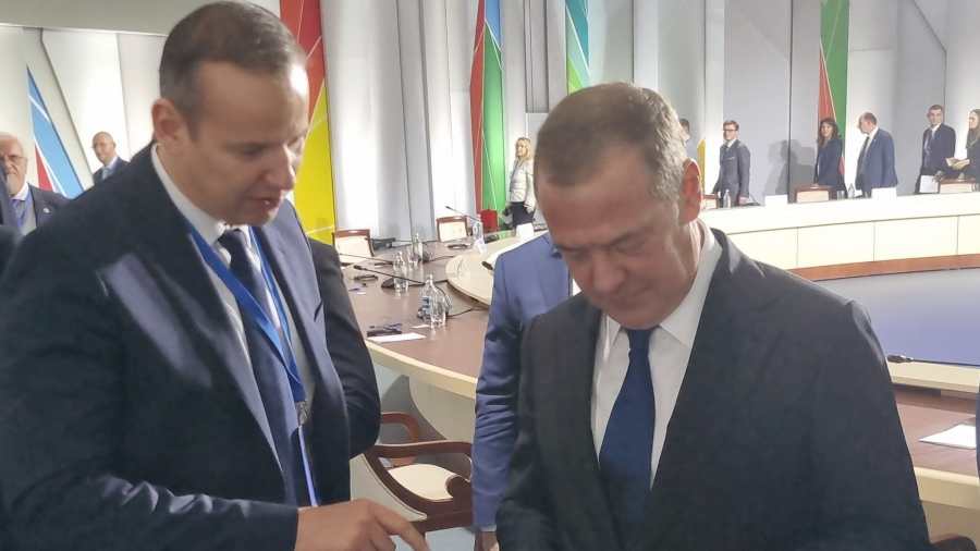 Dmitrij Medvegyevvel egyeztetett Kárpátalja sorsáról a Mi Hazánk elnöke