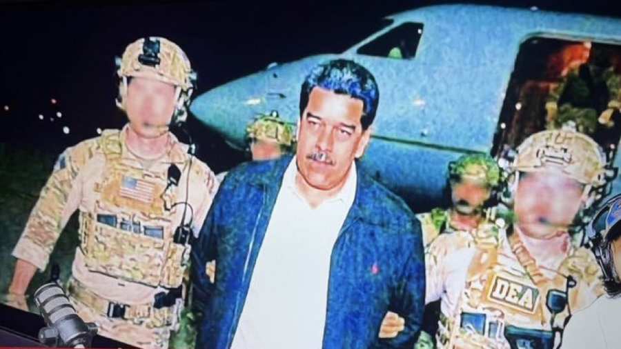 A venezuelaiak ünnepelnek, táncolnak, miután megszabadultak Madurótól