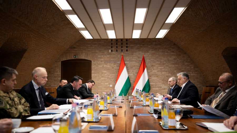 RENDKÍVÜLI: Katonai védelem alá helyezik a magyar energiarendszert – Orbán Viktor megálljt parancsolt az ukrán terrorveszélynek!