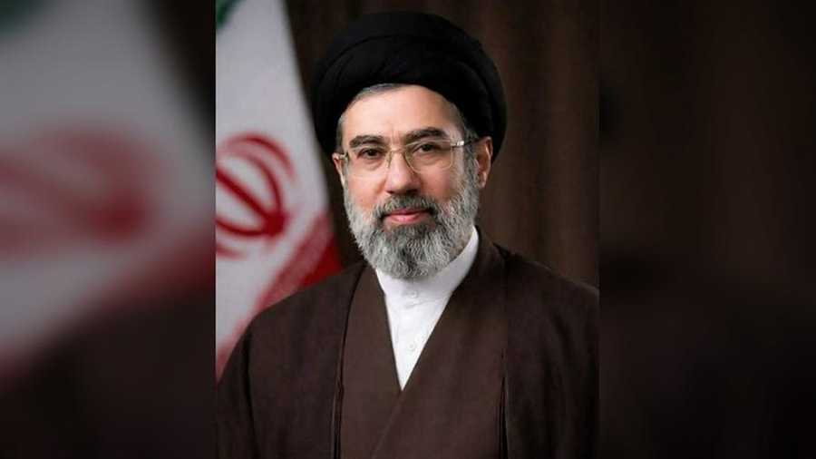 Modzstaba Hámeneit nevezték ki Irán új legfőbb vezetőjévé