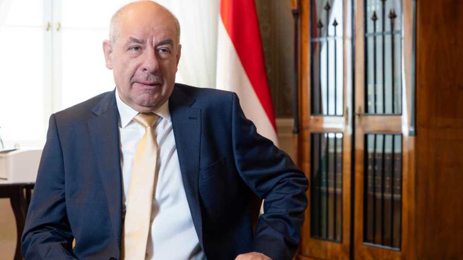 Közeleg a közjogi káosz: Sulyok Tamás az utolsó percig ellenáll a Tisza-párt zsarolásának?