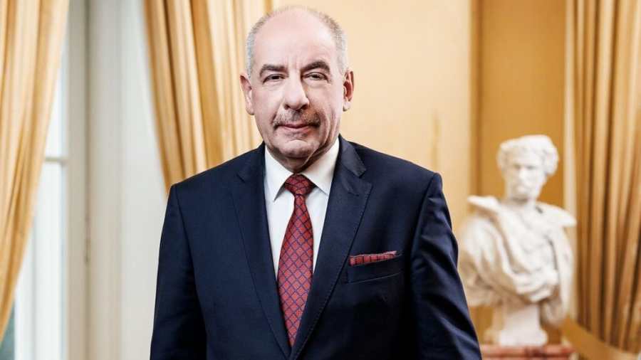 Alkotmányos válsággal fenyeget Magyar Péter ámokfutása – Nemzetközi megfigyelők érkezhetnek a köztársasági elnök megtámadása miatt