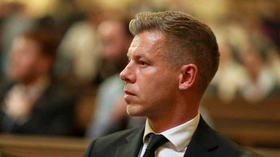 Újra meghátrálhat a diktátor? – egyre nagyobb a nyomás a Tisza-párt elnökjelöltje miatt