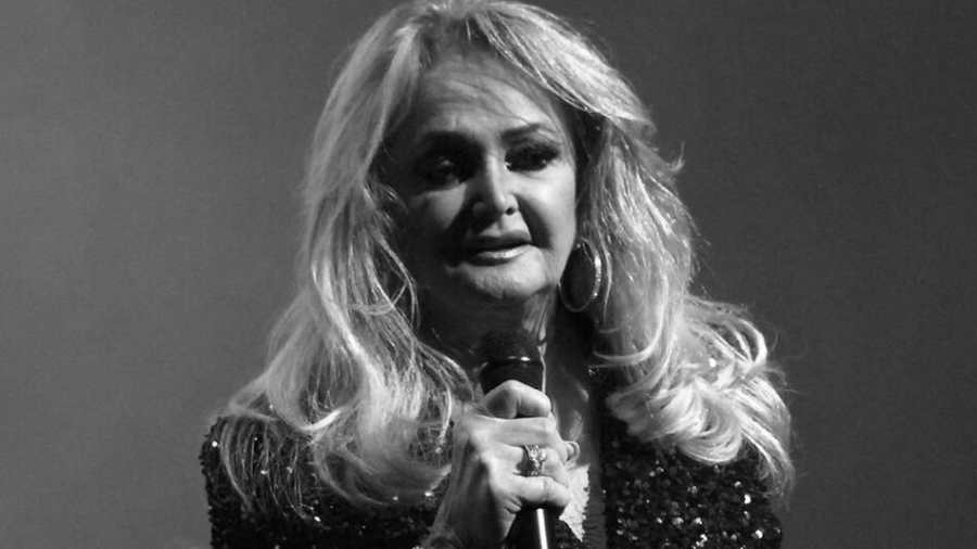 Elhunyt Bonnie Tyler – Életének 75. évében csendesedett el a pop- és rockzene ikonikus hangja