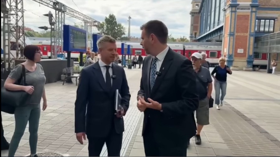 Videón a népítélet: Leköpték az utcán Magyar Pétert! Gyurcsány sorsára jutott a Tisza-diktatúra vezére